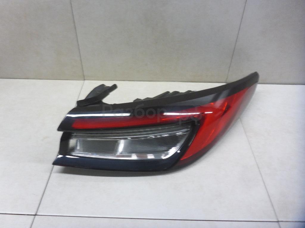 Фонарь задний наружный правый