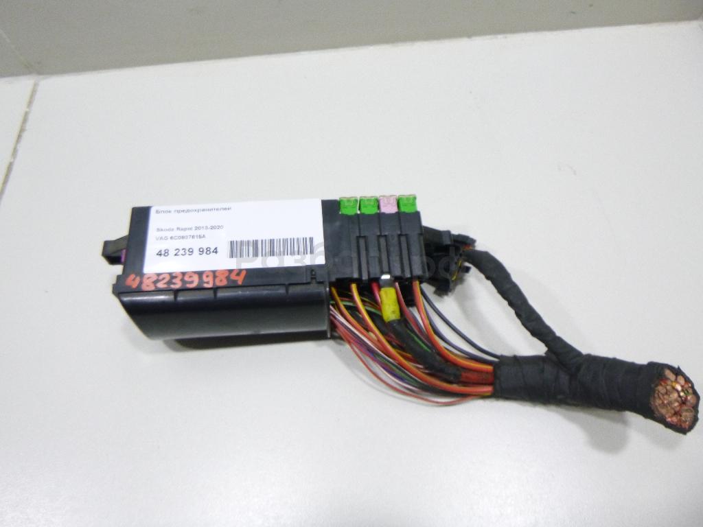 Блок предохранителей