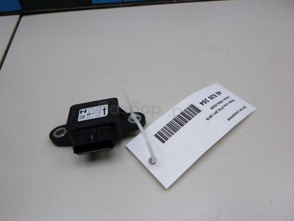 Датчик ускорения