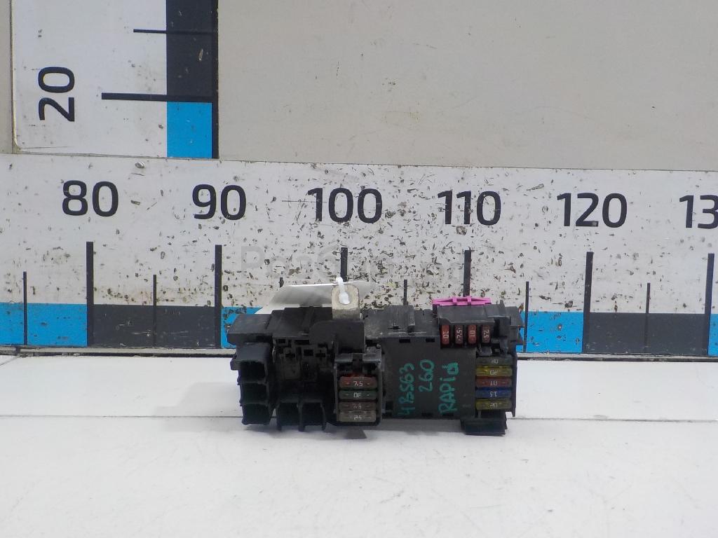 Блок предохранителей