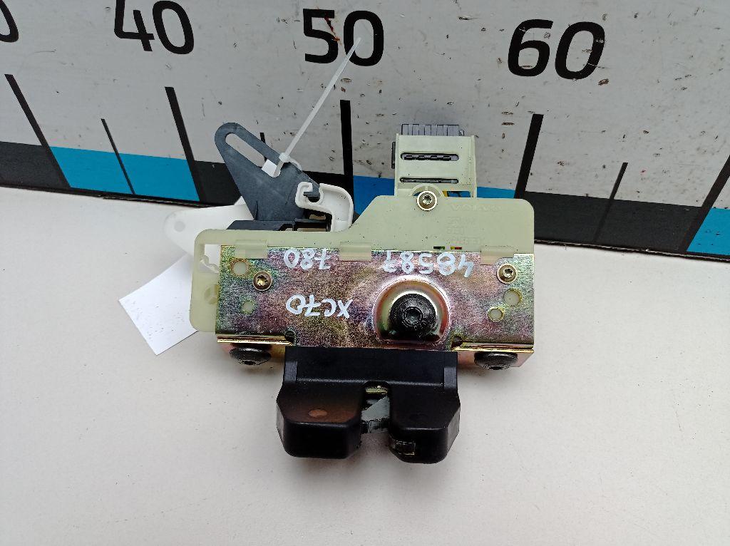 Замок багажника