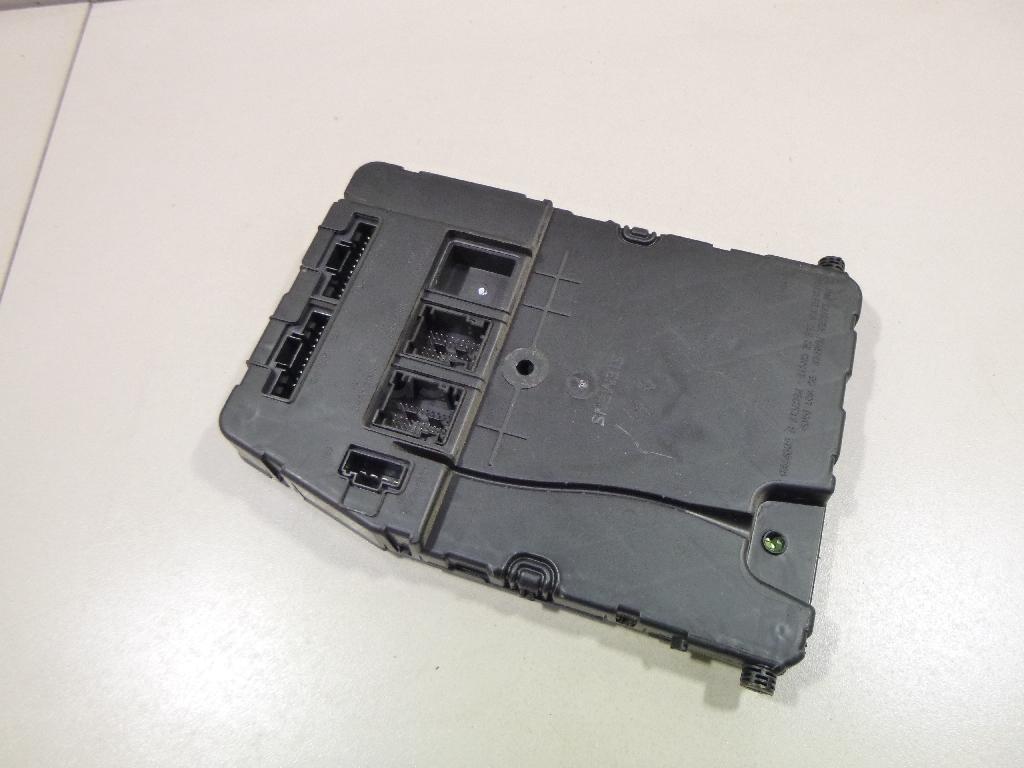 Блок предохранителей