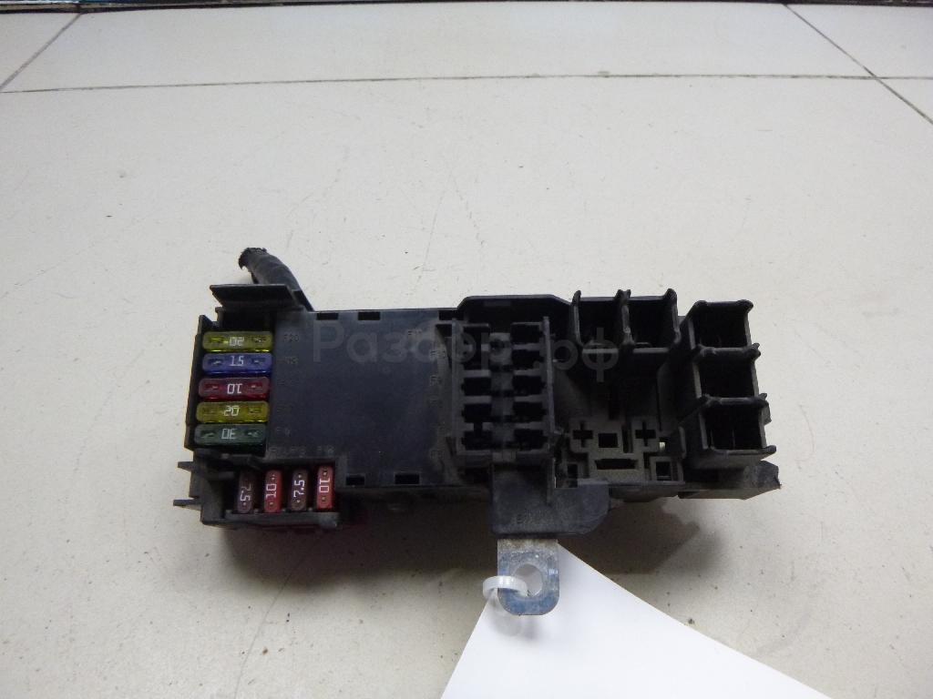 Блок предохранителей