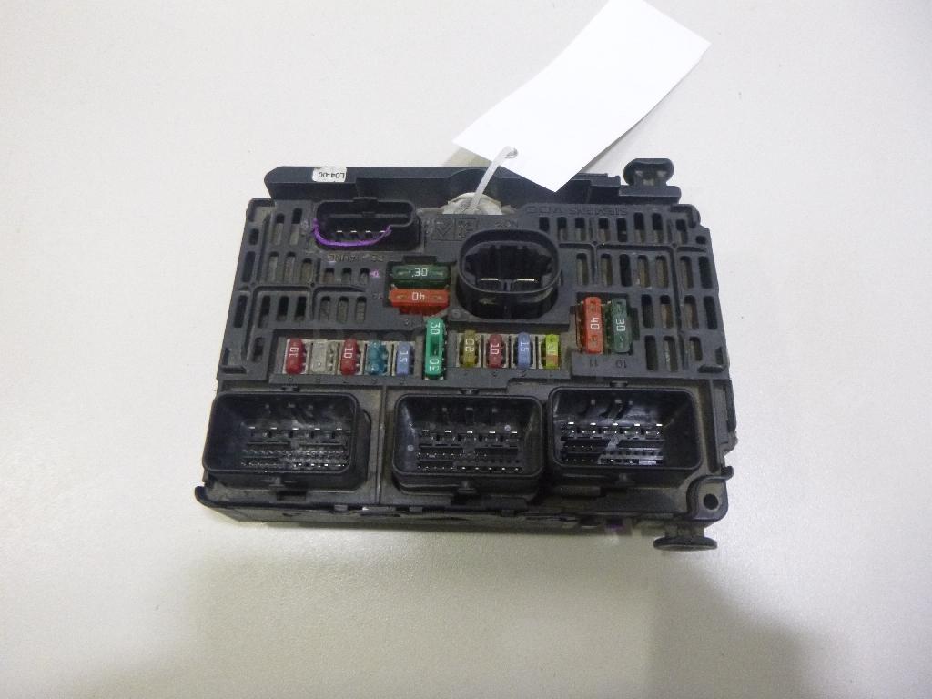 Блок предохранителей