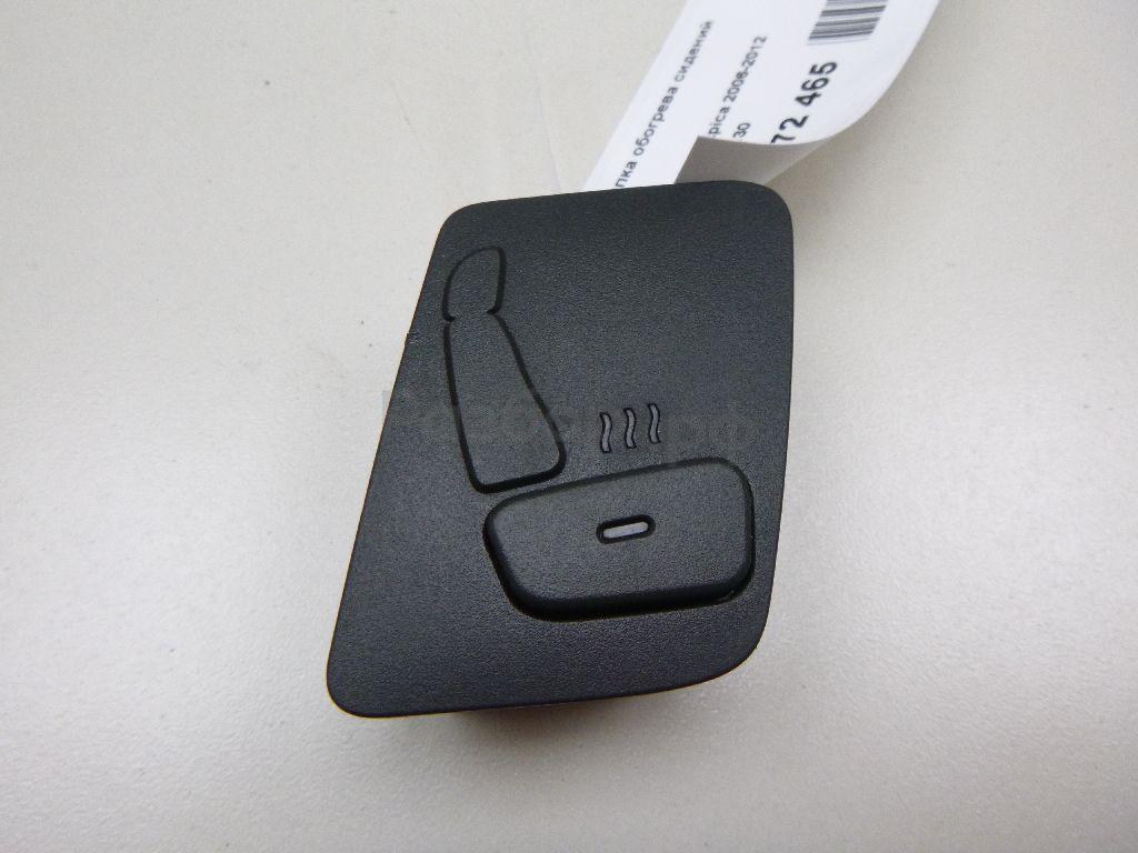 Кнопка обогрева сидений