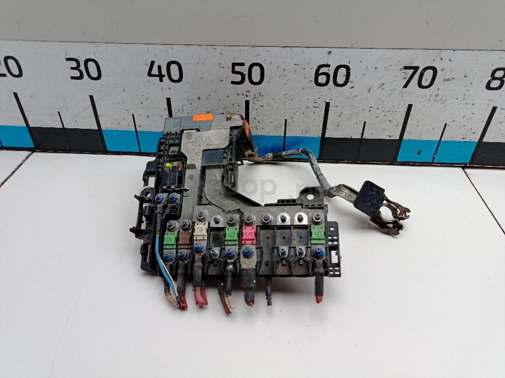 Блок предохранителей