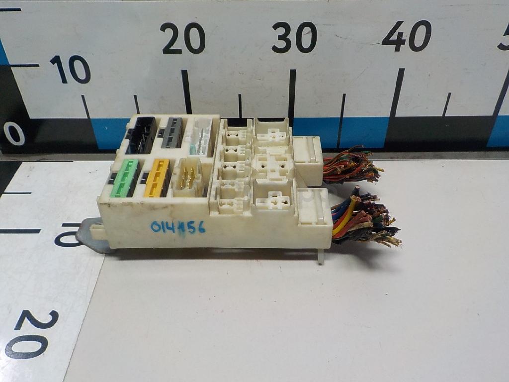 Блок предохранителей