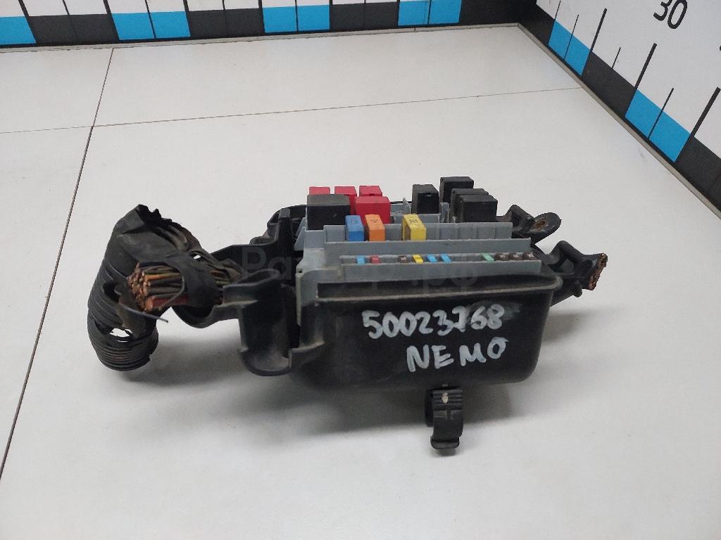 Блок предохранителей