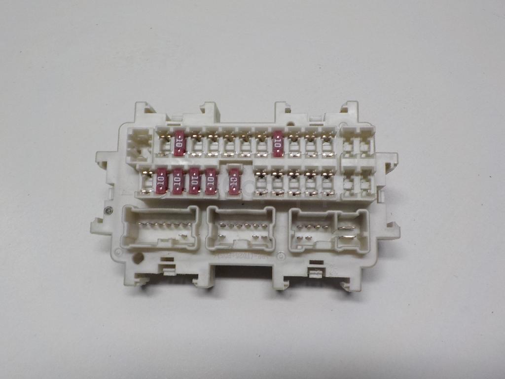 Блок предохранителей