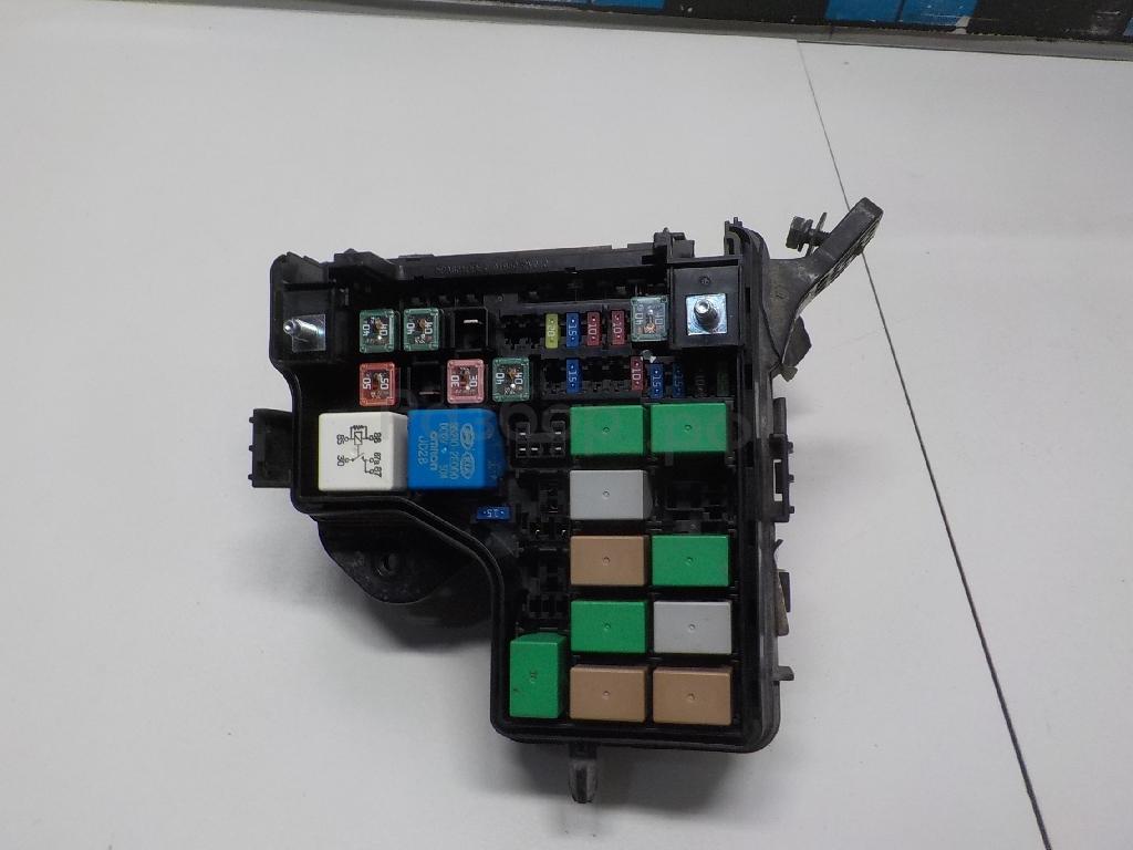 Блок предохранителей