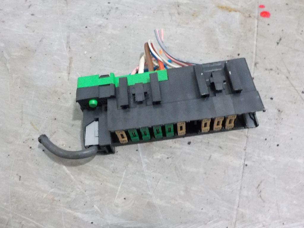 Блок предохранителей