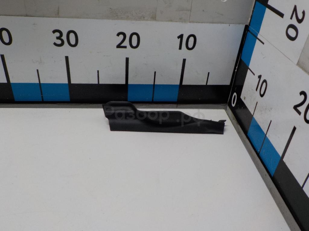 Уплотнитель двери