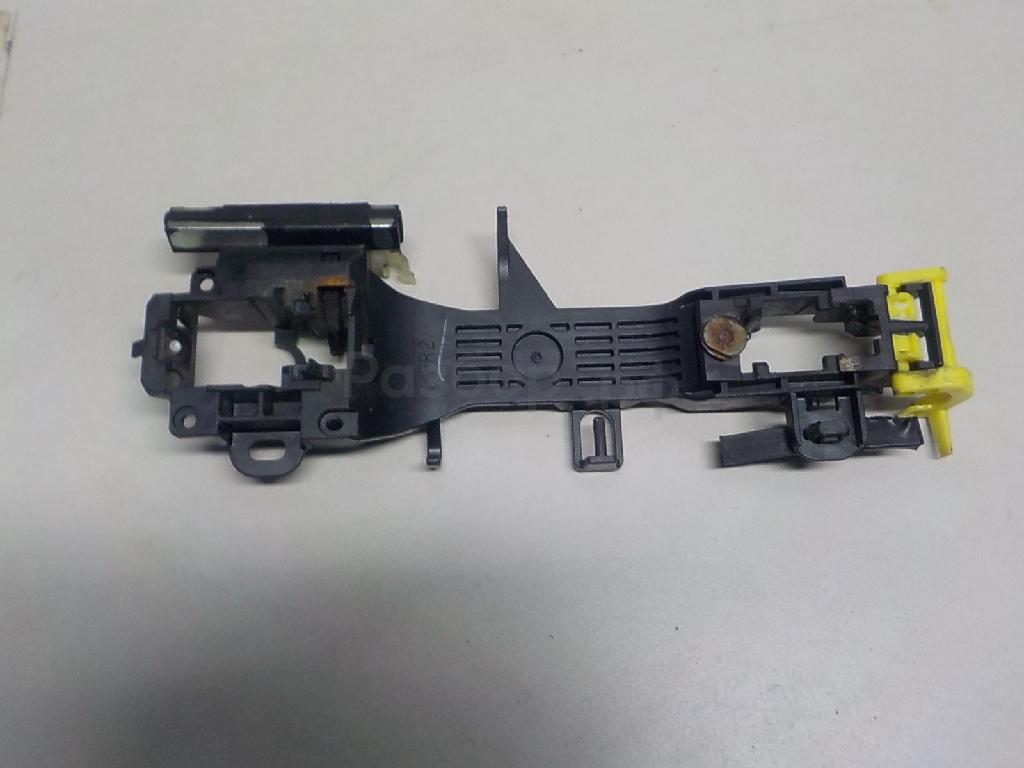 Кронштейн ручки