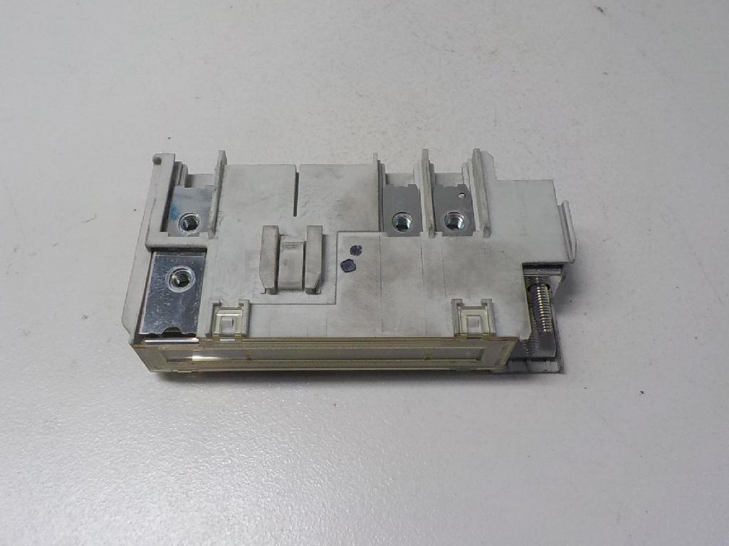 Блок предохранителей