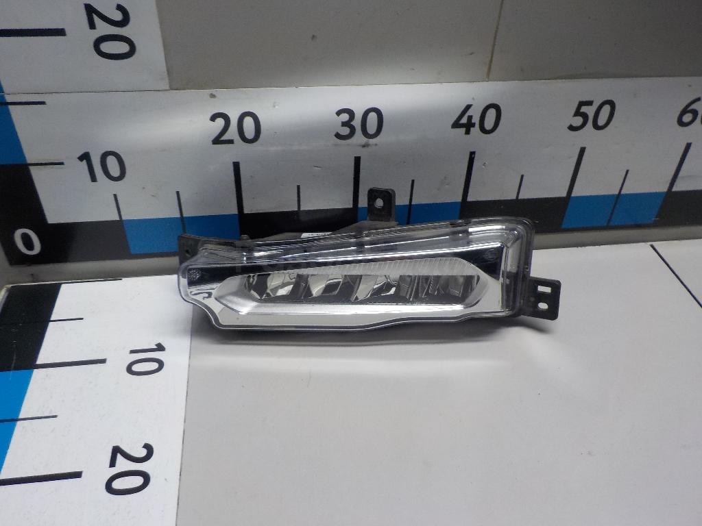 Фара противотуманная левая