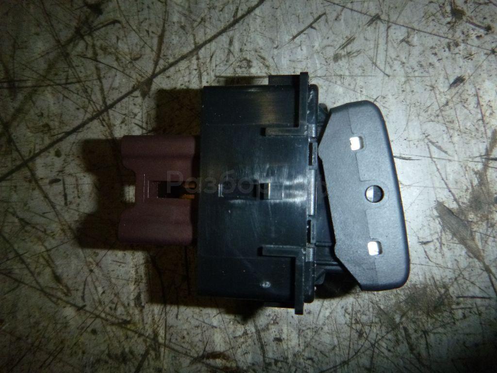 Кнопка обогрева сидений