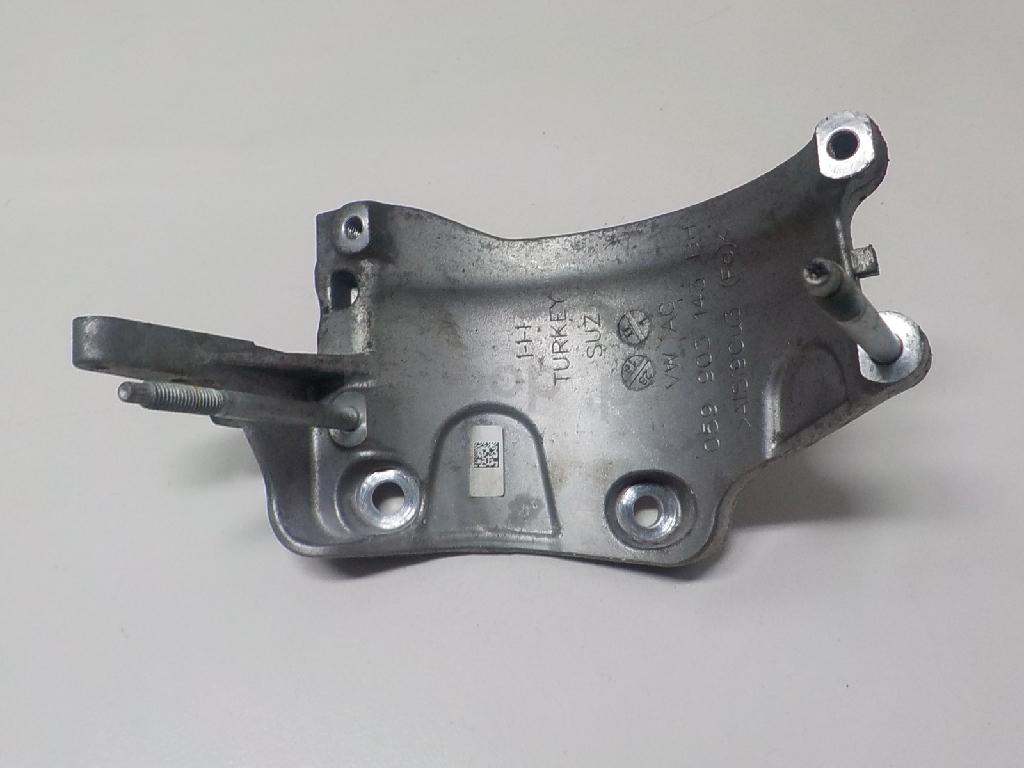 Кронштейн генератора