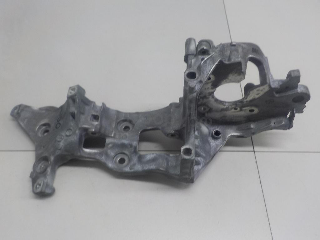 Кронштейн генератора