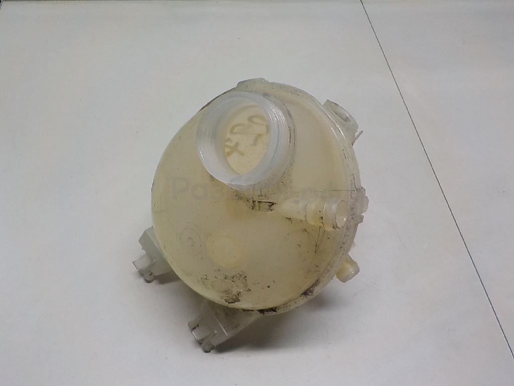 Бачок расширительный