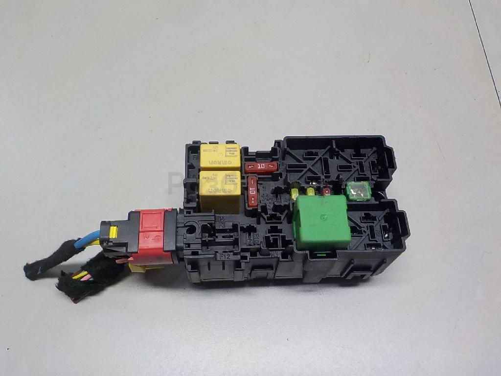 Блок предохранителей