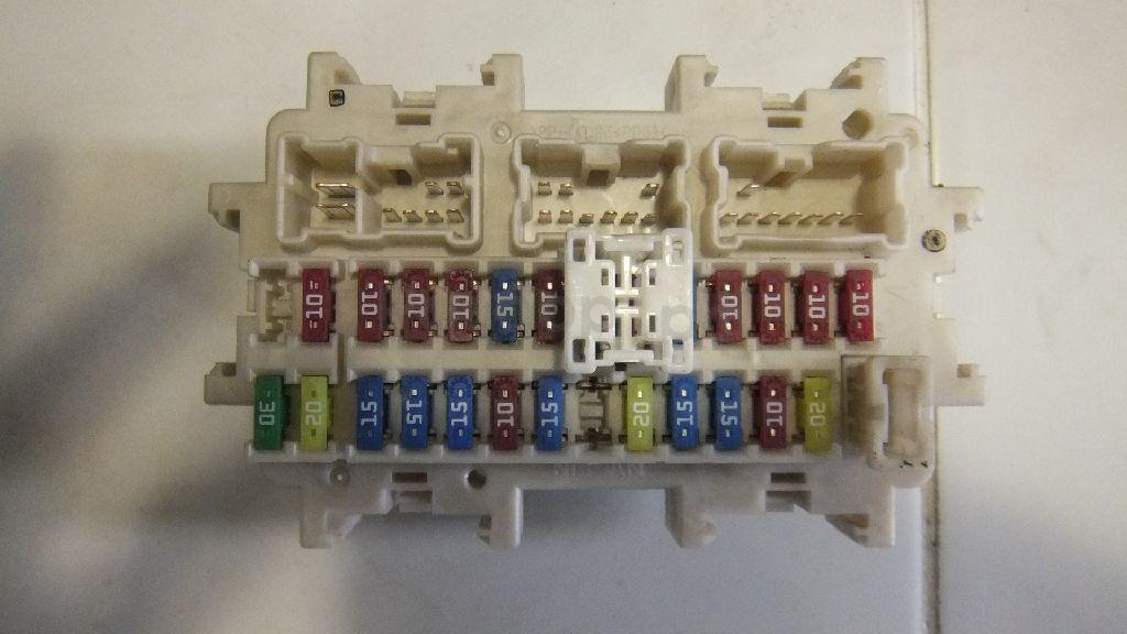 Блок предохранителей