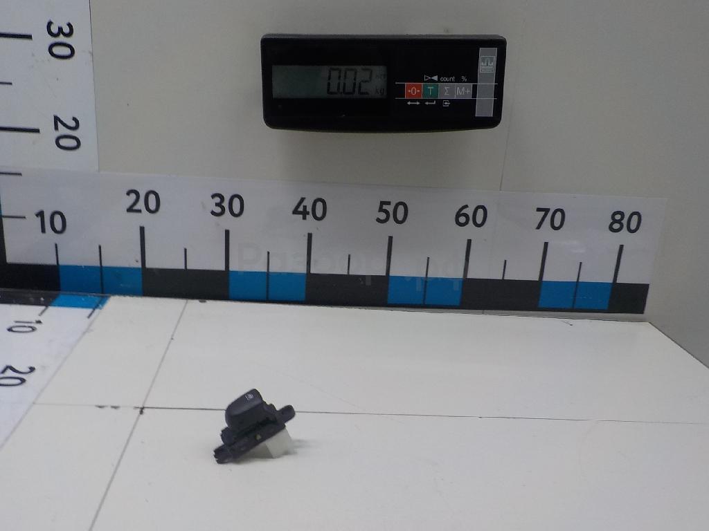 Кнопка стеклоподъемника