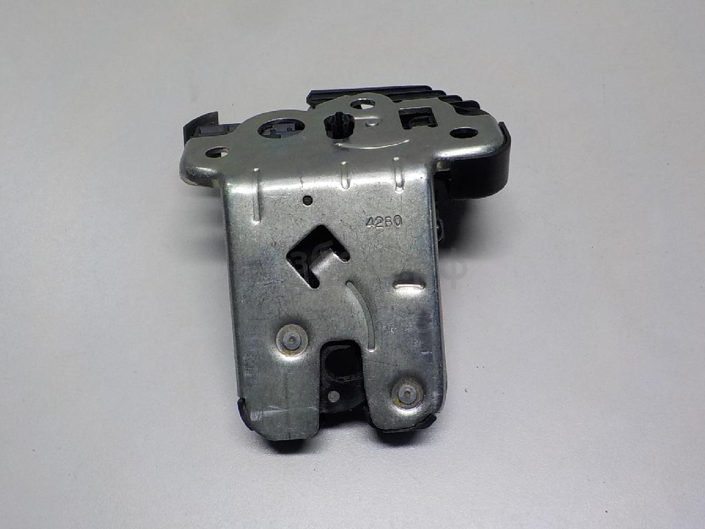 Замок багажника