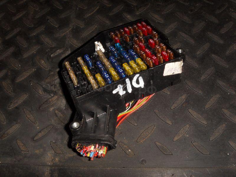 Блок предохранителей