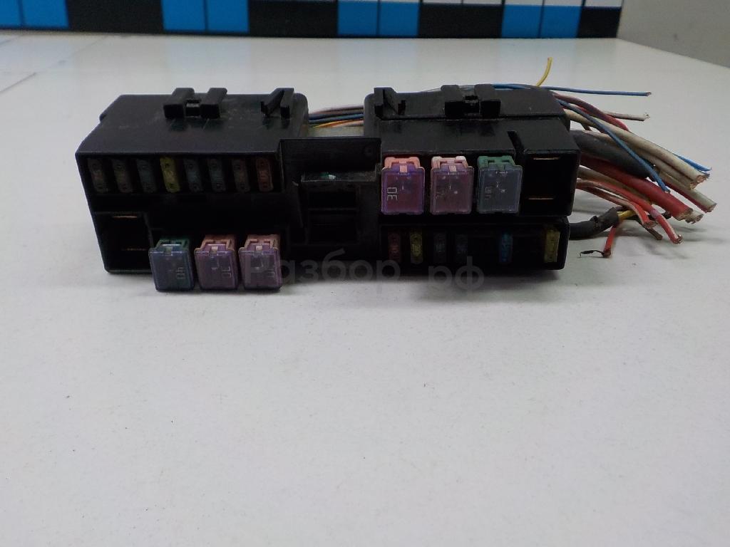 Блок предохранителей