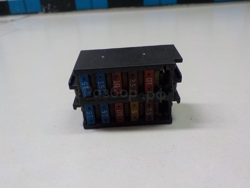 Блок предохранителей