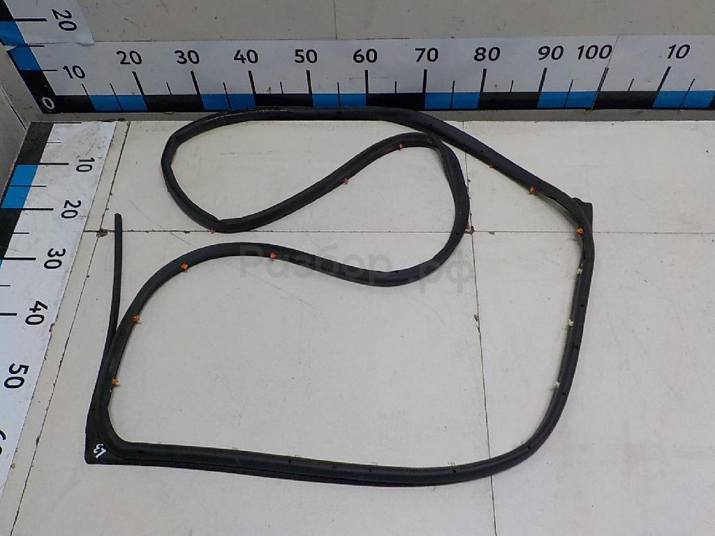 Уплотнитель двери