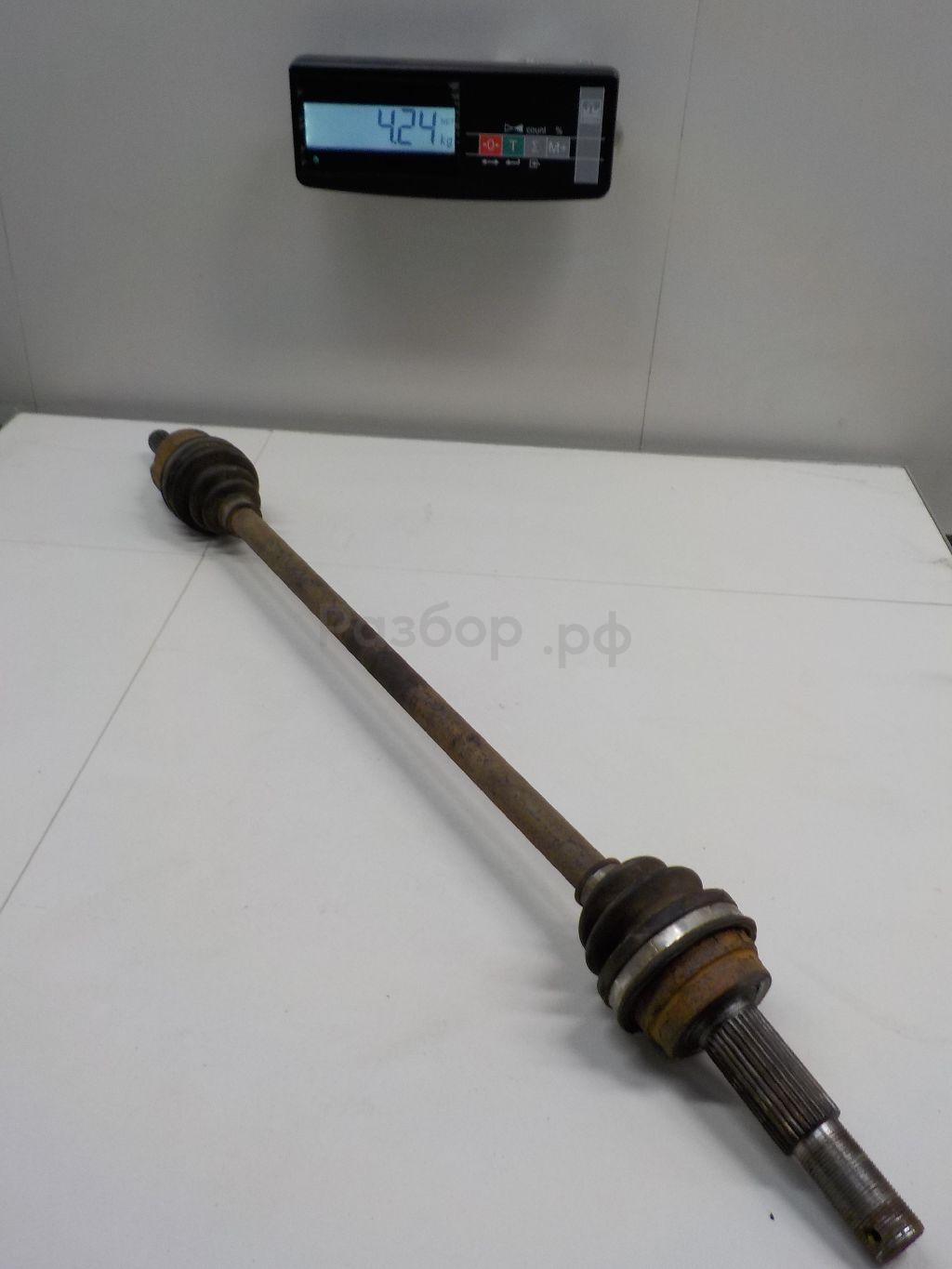 Полуось задняя