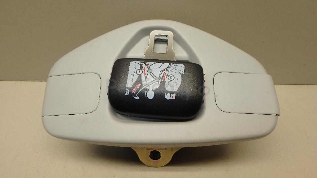 Ремень безопасности