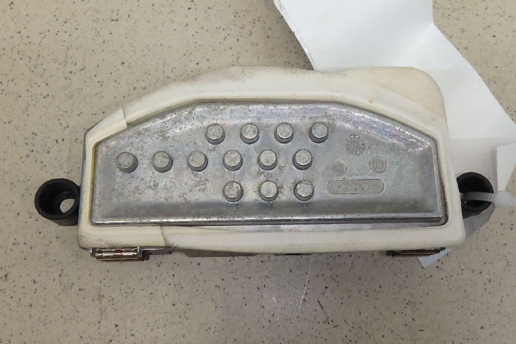 Резистор отопителя