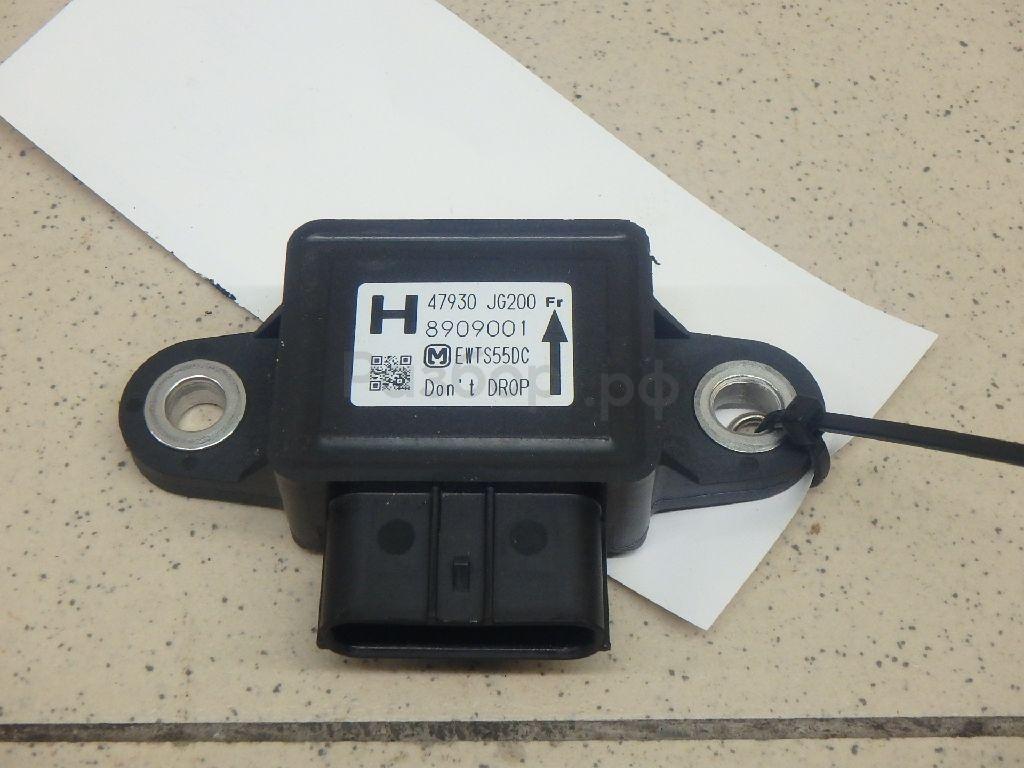 Датчик ускорения