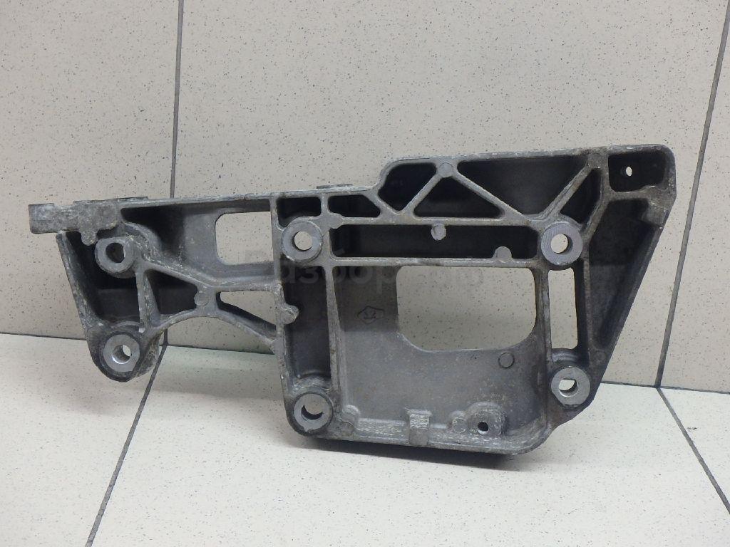 Кронштейн генератора