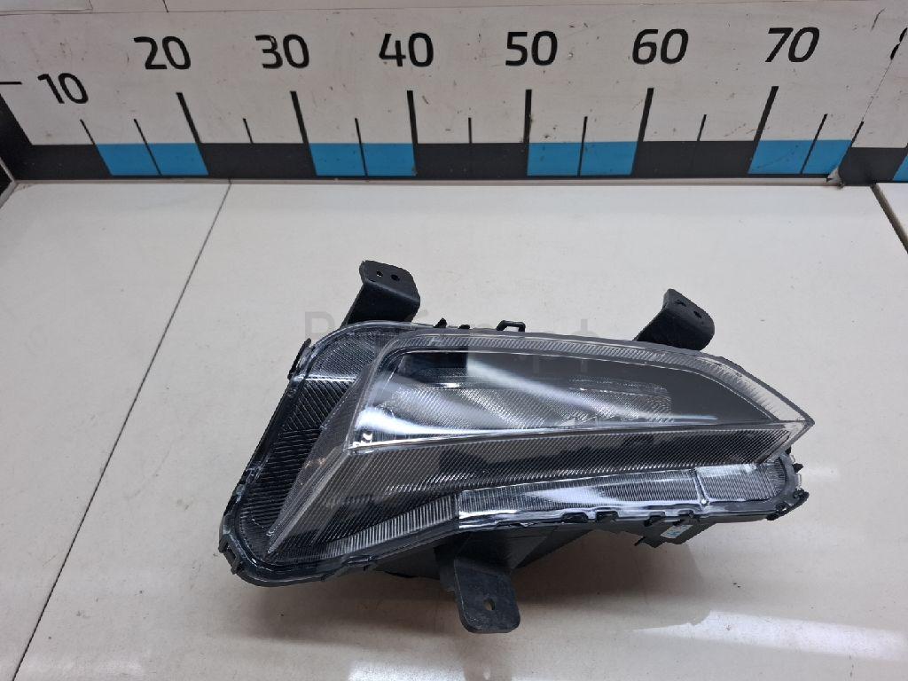 Фара противотуманная правая