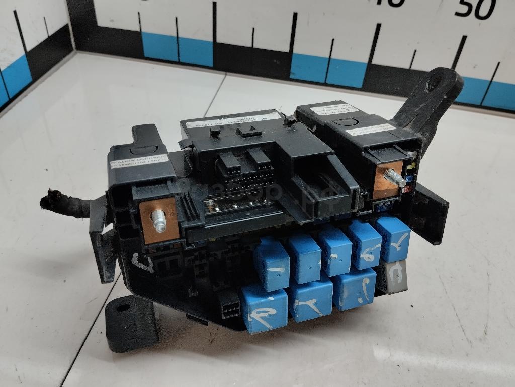 Блок предохранителей