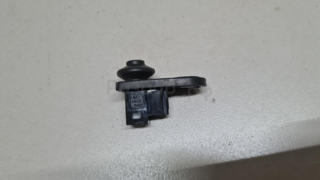 Выключатель концевой