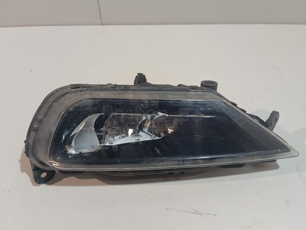 Фара противотуманная левая