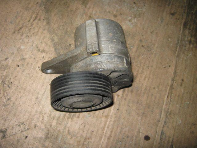 Натяжитель ремня