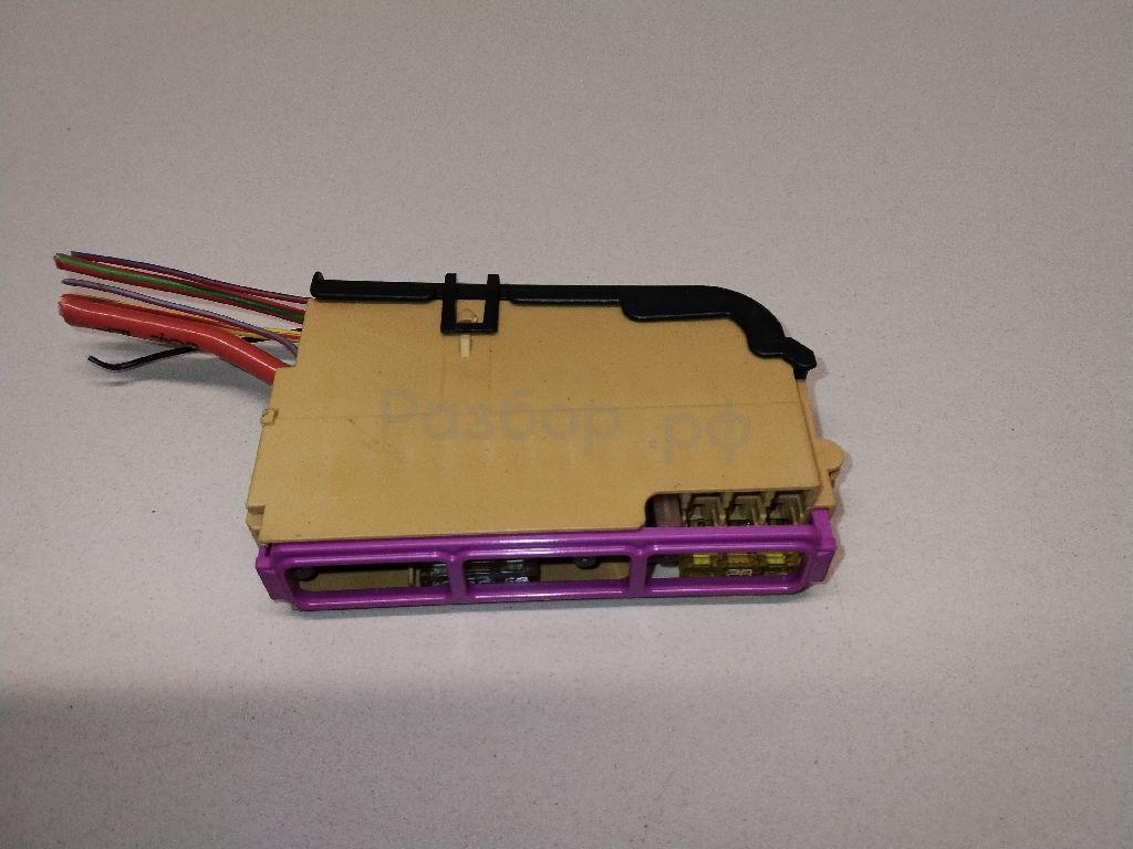 Блок предохранителей