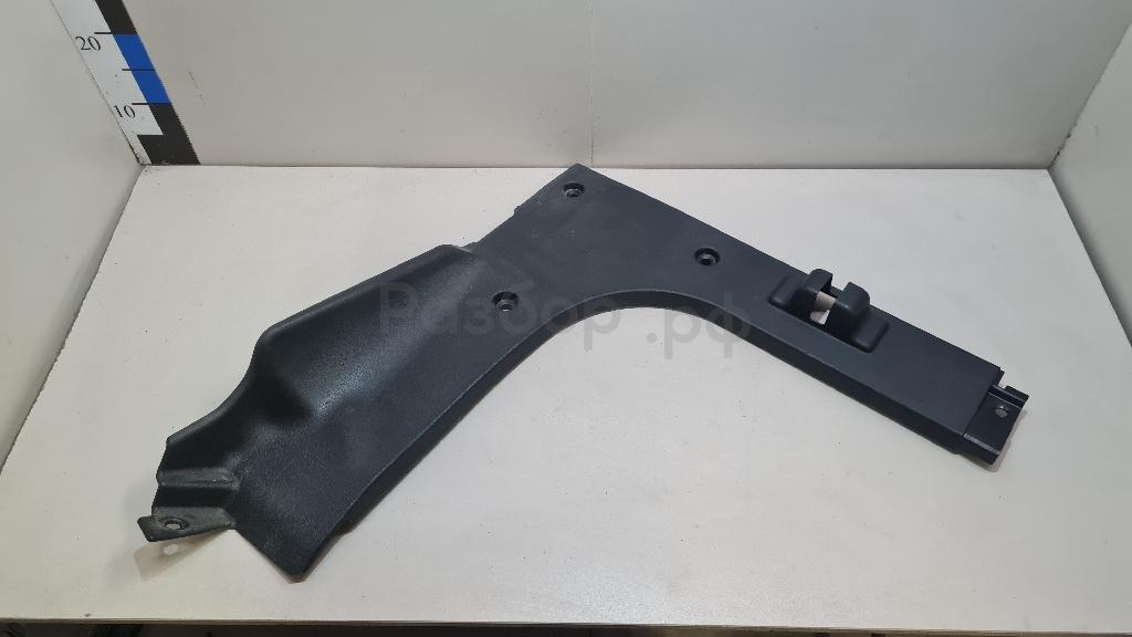 Обшивка багажника