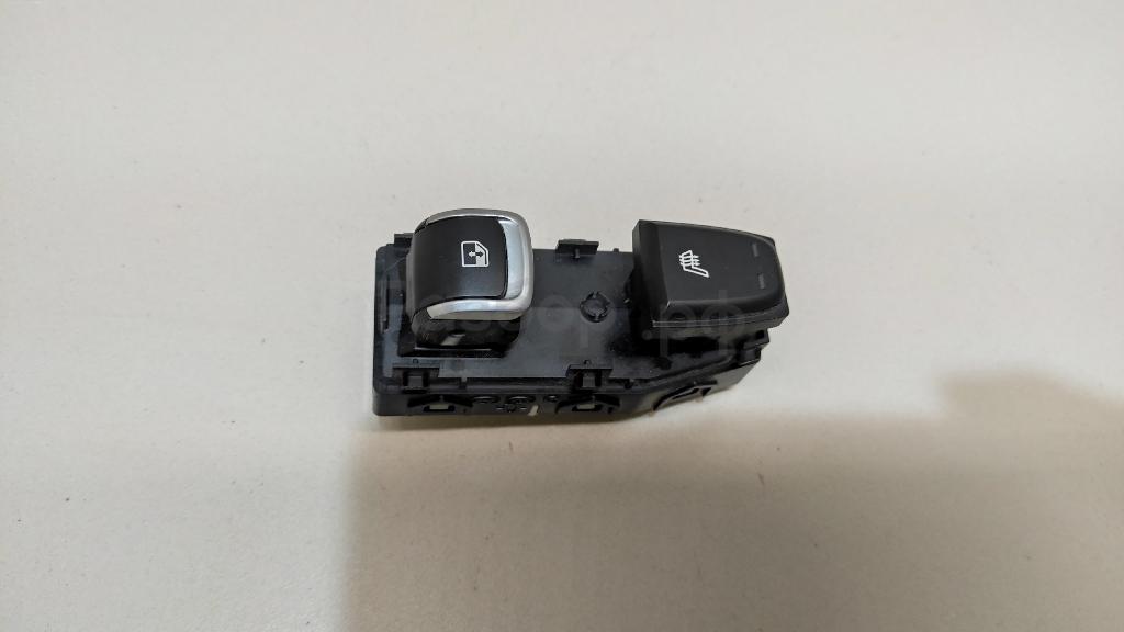 Кнопка стеклоподъемника