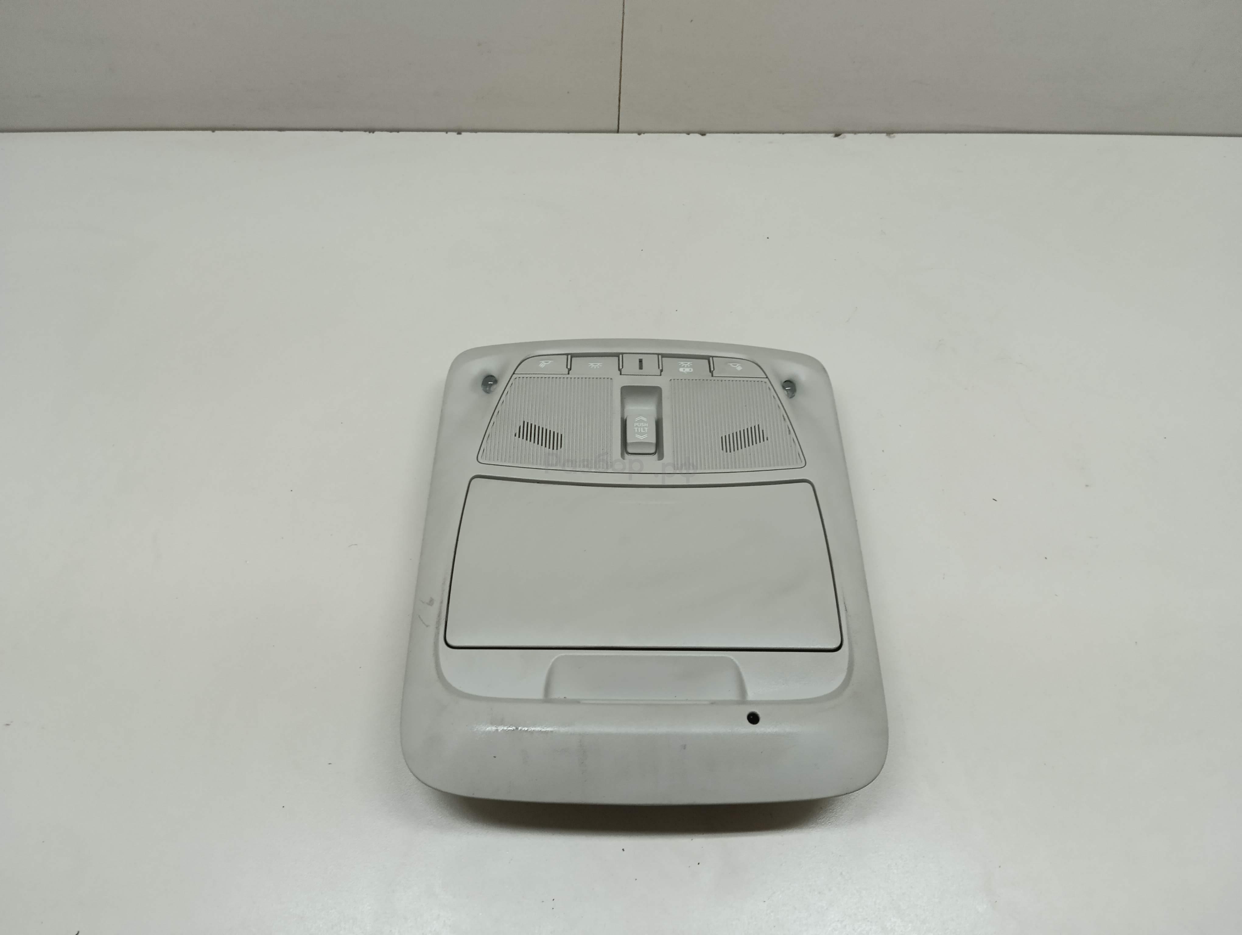 Плафон салонный