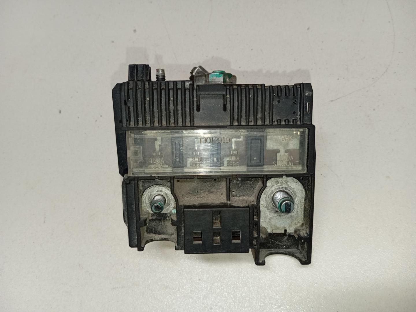 Блок предохранителей