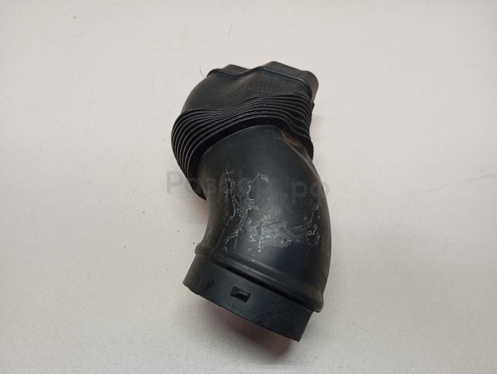 Патрубок воздушного фильтра