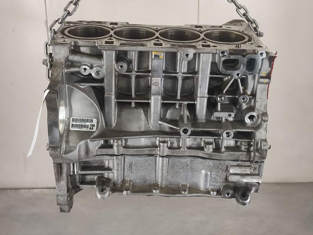 Блок двигателя