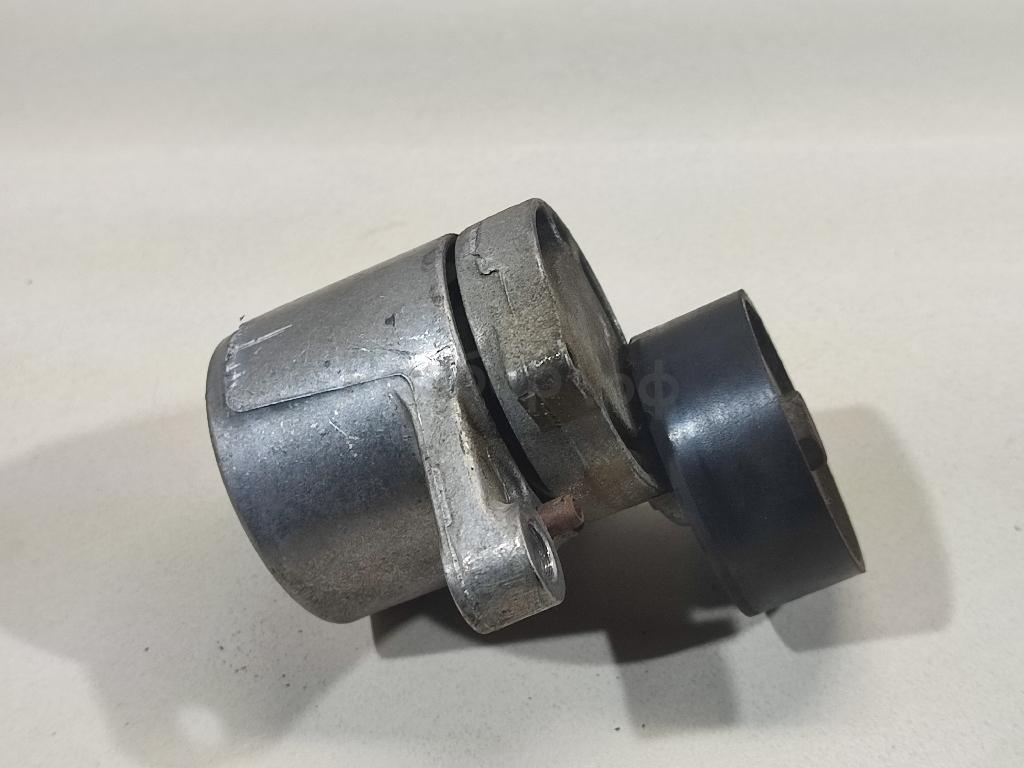 Натяжитель ремня