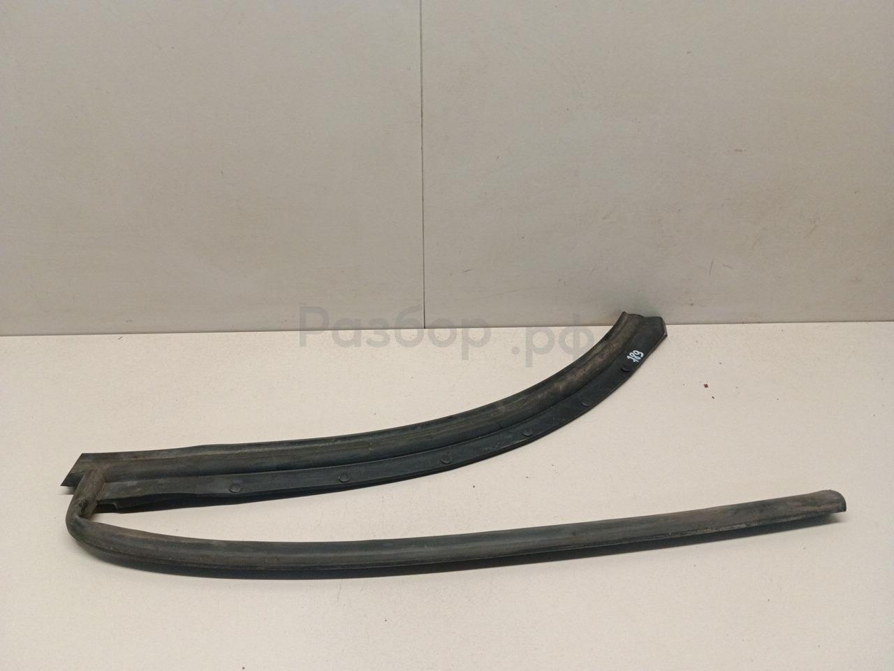 Уплотнитель двери